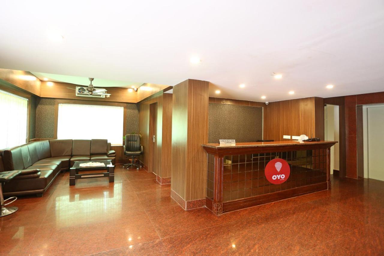 Hotel Railview Бхубанешвар Екстериор снимка